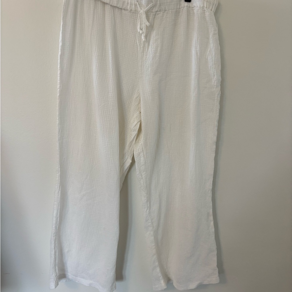 Lightweight White Drawstring Wide-Leg Pants - Picture 4 of 10